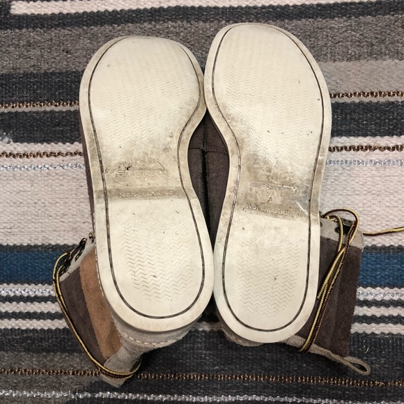Sperry Moccasin Boots - Picture 4 of 5